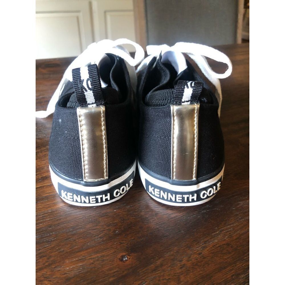 Kenneth Cole “The Run” ladies sneaker - Picture 2 of 6
